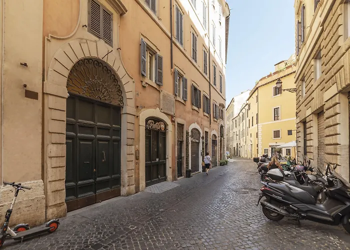 GuestHost - Largo Di Torre Argentina Cozy